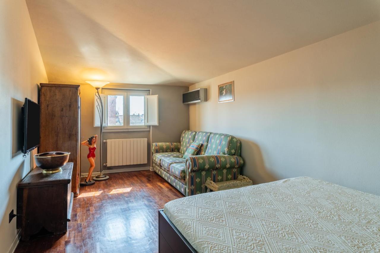 Terrazza Napoleone - Affitti Brevi Italia Apartment ลุคคา ภายนอก รูปภาพ